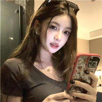 巨星查尔斯·曼森